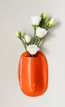 Charger l'image dans la galerie, Vase Mural Orange

