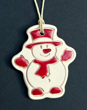 Charger l'image dans la galerie, Boîte de 4 pendentifs Bonhomme de neige pour sapin de Noël
