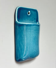 Charger l'image dans la galerie, Vase Mural Bleu Délavé 2
