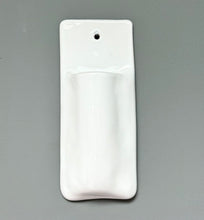 Charger l'image dans la galerie, Vase Mural Blanc 2
