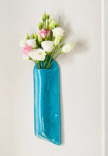 Charger l'image dans la galerie, Long Vase Mural Bleu Turquoise
