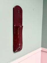 Charger l'image dans la galerie, Long Vase Mural Aubergine
