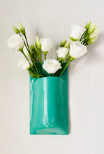 Charger l'image dans la galerie, Vase Mural Vert Pop
