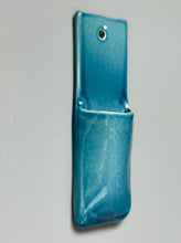 Charger l'image dans la galerie, Vase Mural Bleu Délavé 3
