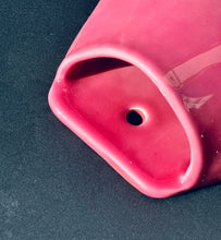 Charger l'image dans la galerie, VASE SUSPENDU ROSE BONBON
