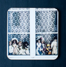 Charger l'image dans la galerie, Dessous de Verre - POUPÉES

